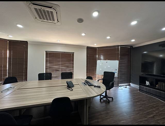 545M² OFFICE FOR SALE IN CENTURION CENTRAL